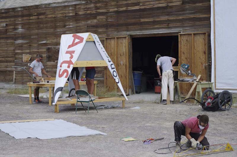 Land Arts of the American West