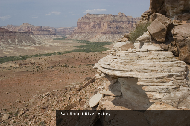 Land Arts of the American West